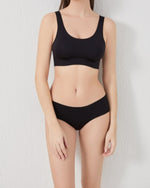 Bild in den Galerie-Viewer laden, Lucy Soft Seamless BH - Schwarz
